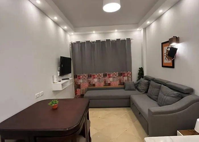 Luxury Furnished Studio